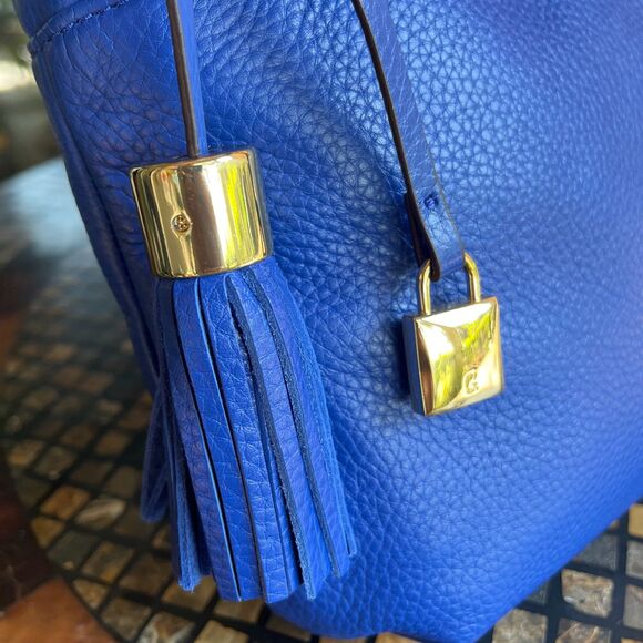 G.I.L.I. Haloguard Blue Leather Multi Pocket Travel RFID Shoulder Bag NWOT - Picture 3 of 12